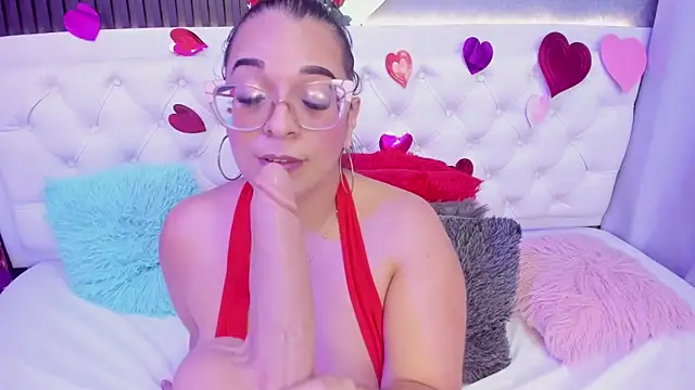 MHONIKBELUCCI online show from February 18, 5:56 pm