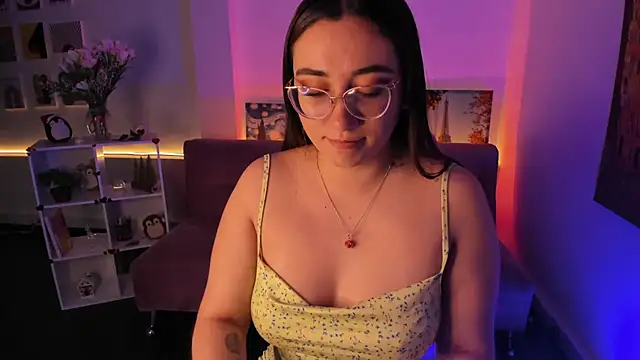 SwettieSammy online show from March 27, 12:06 pm