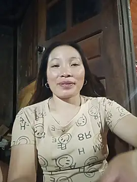 Evelyn-n online show from July 18, 1:24 pm