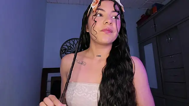 babycherry19 online show from December 5, 12:54 am