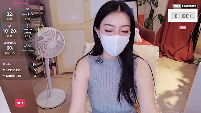 nayomi 34f online show from May 29, 6:22 am