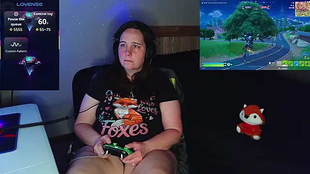 msgamergirl69 online show from April 1, 4:35 am