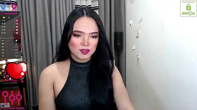 Fantacyloverr online show from June 25, 1:38 am