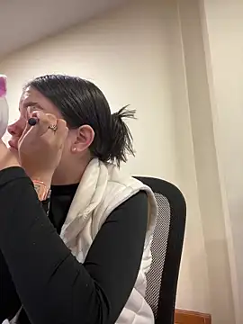 Camila Duarte2 online show from April 1, 1:41 pm