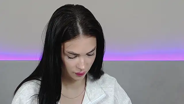 RachaelMils online show from March 28, 8:36 am