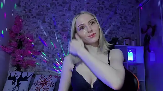 Gina Gina love online show from April 2, 1:25 am