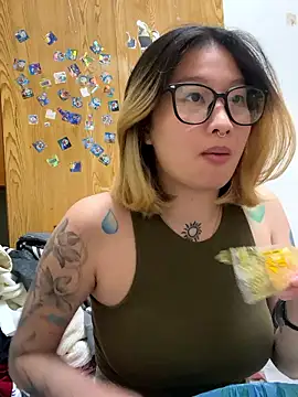 abella1116 online show from March 13, 7:37 pm