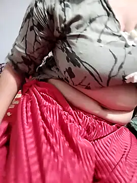 hottyrose69 online show from March 27, 1:40 am