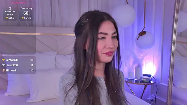 LisaDeviss online show from February 7, 1:48 pm