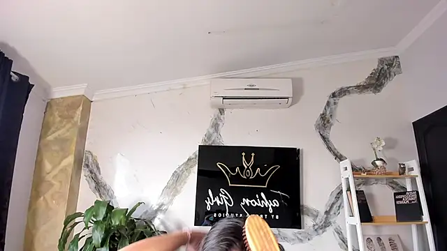 melodysnow  online show from January 8, 8:46 pm