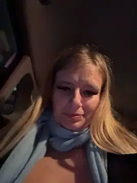 Betsy online show from January 31, 7:11 pm