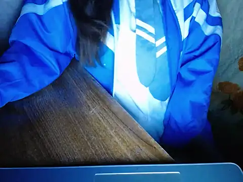 maian love online show from March 23, 8:15 pm