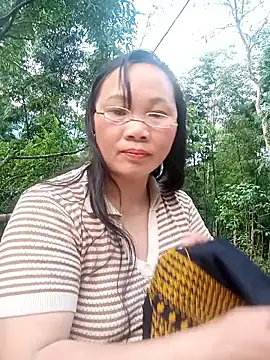 ava-dellght online show from April 10, 10:43 am