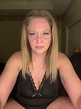 MissyLovelace online show from February 3, 12:10 pm