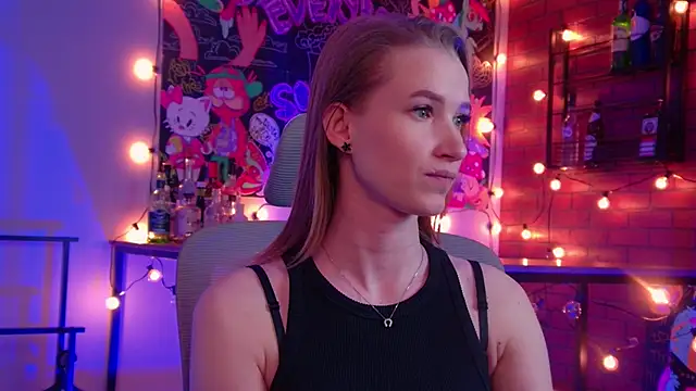 Megan Rodgers online show from April 22, 8:50 pm