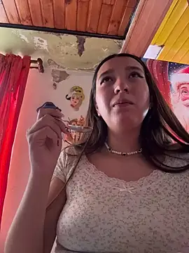 Alix Rousses21 online show from December 18, 6:45 pm