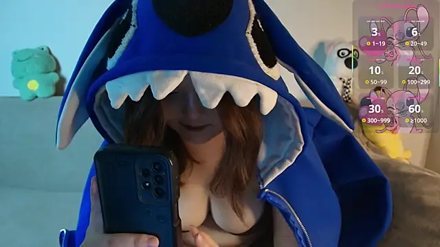 minji snow online show from February 28, 1:32 pm