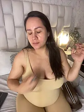 LissaBaker online show from January 10, 12:48 am