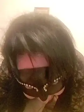 h4cPaolaMascherata online show from March 25, 4:54 pm