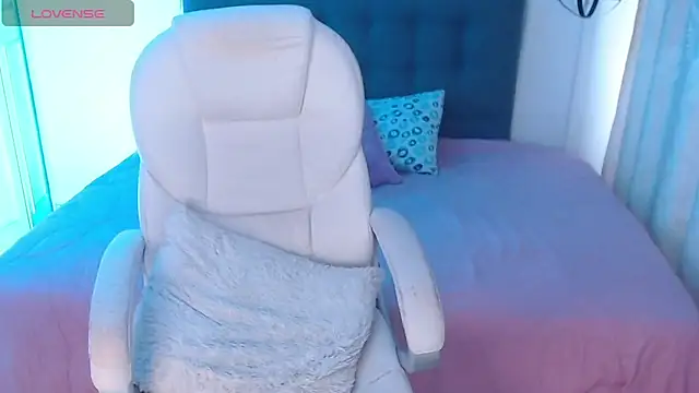 dany bannany online show from April 16, 8:08 pm