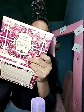 Princess elia online show from April 7, 9:50 pm