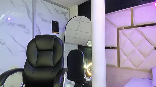 IssysLeBlanc online show from January 18, 8:43 am