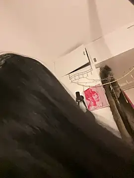 ebonyBarbie18 online show from February 14, 8:22 pm