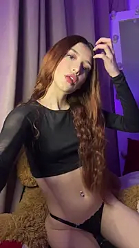 HoneyWeebsss online show from February 17, 2:44 am