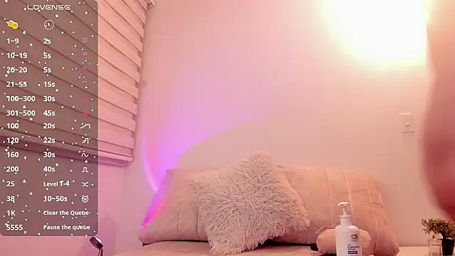 Babe sophiee1 online show from March 18, 6:07 am