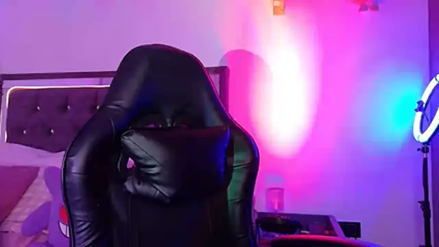 Daniela ruizz online show from March 23, 11:22 pm