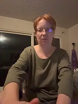 Lenaravenswood online show from April 3, 6:55 am