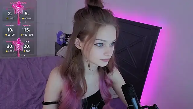 Angel Bruh online show from February 8, 5:27 pm