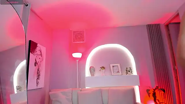 Sensual shannell online show from March 31, 12:54 am