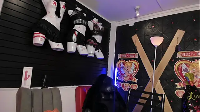 MiaFox 03 online show from February 24, 1:54 pm