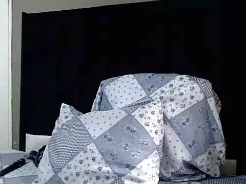 slendercupid online show from March 5, 12:56 pm