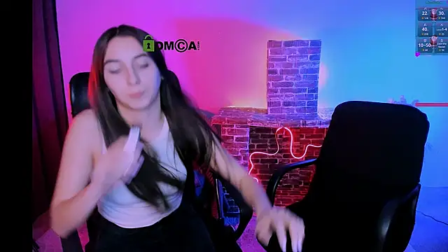 mila firee online show from January 8, 11:03 am