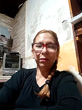 cari75 online show from April 7, 7:16 pm