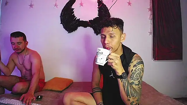 Noha and Iam online show from March 30, 12:27 pm