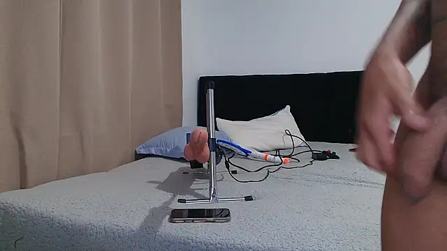 emmi 11 online show from March 13, 12:12 am