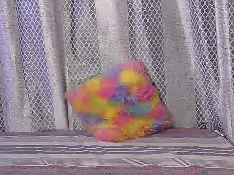 hey-pinky online show from March 28, 8:36 am