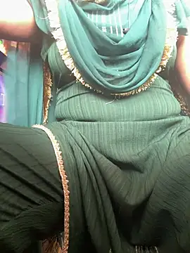 cute mahi001 online show from July 9, 7:33 am