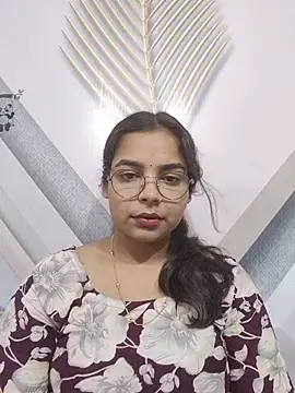 Himani 0122 online show from July 7, 7:45 am
