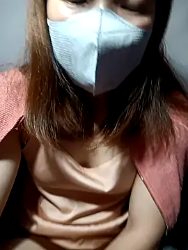 May-Ne online show from December 21, 2:21 pm