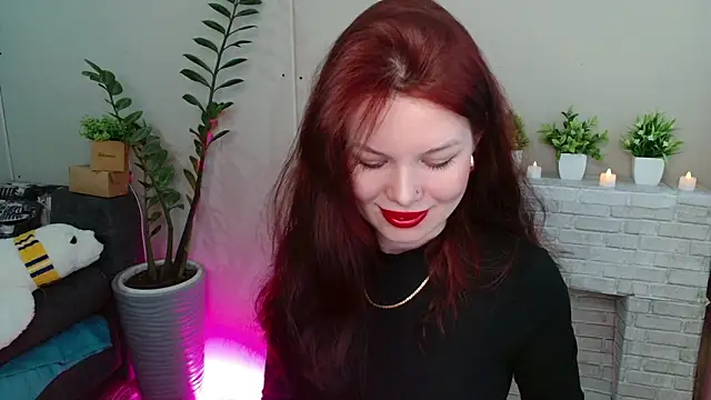 hot neighbor online show from February 23, 10:48 am