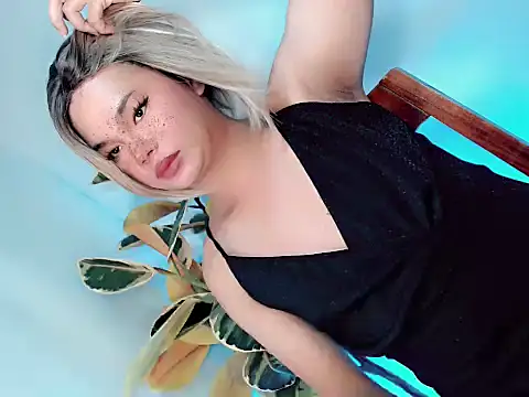 Shaneloveme online show from June 4, 7:29 pm