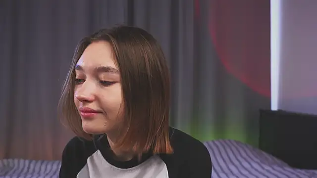 Leyla crsh online show from March 30, 5:07 am