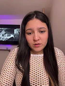 Camila sanchez25 online show from April 9, 7:41 pm