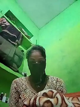 Uma pande online show from December 17, 6:12 pm