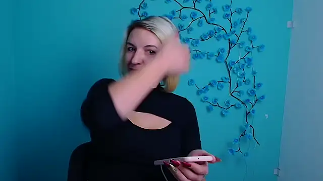 Lana Foxyy online show from December 22, 6:44 pm