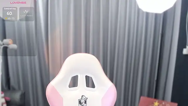 shuimitao520 online show from January 6, 10:30 am